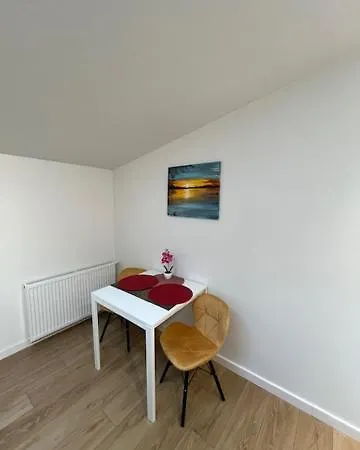 Rewolucji Apartment