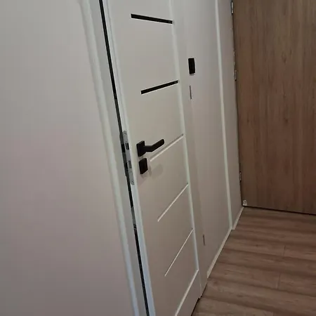 Rewolucji Apartment *