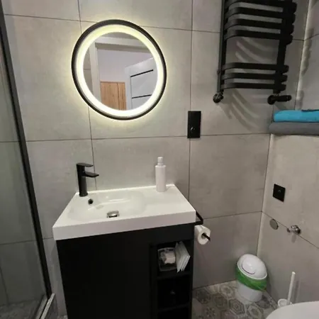 Rewolucji Apartment